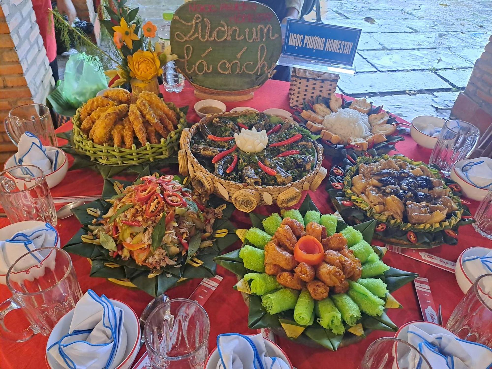 Ngoc Phuong Homestay Vĩnh Long Zewnętrze zdjęcie